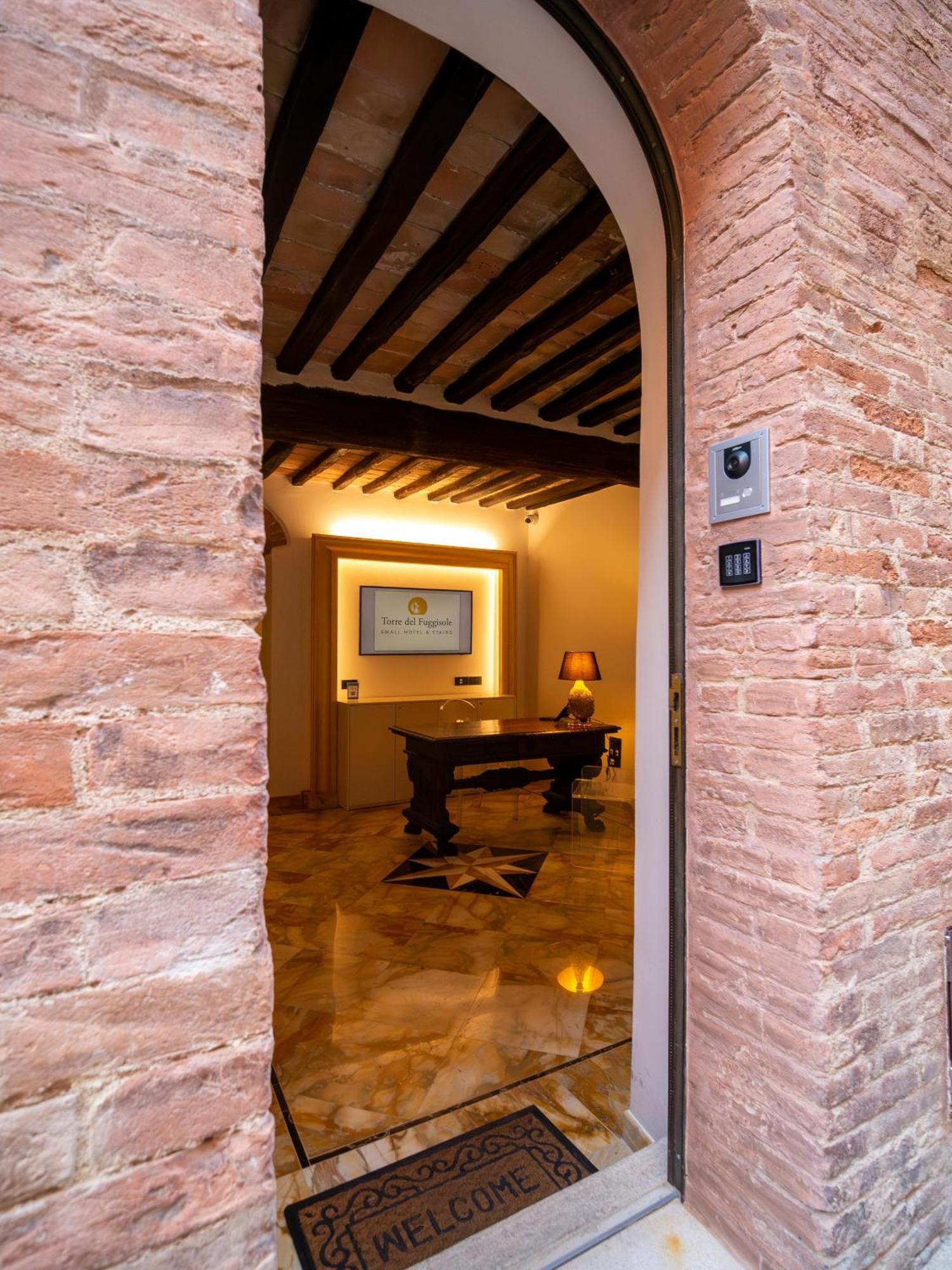 Torre Del Fuggisole Hotel Siena Exterior foto